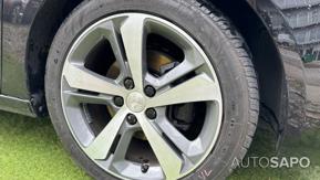 Peugeot 308 1.6 BlueHDi Allure EAT6 de 2016