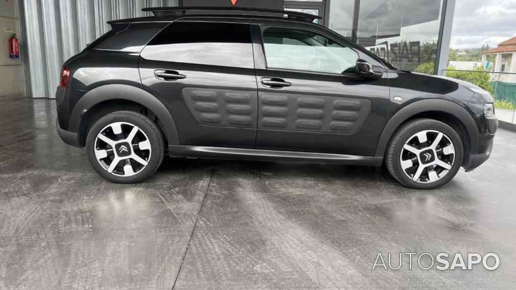 Citroen C4 Cactus 1.2 PureTech Shine de 2016