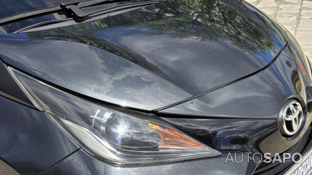 Toyota Aygo 1.0 X-Play+AC+X-Touch de 2016