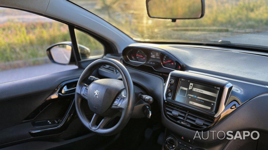 Peugeot 208 1.2 PureTech Style de 2013