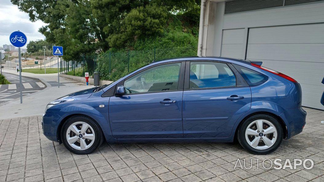 Ford Focus 1.6 Ghia de 2006