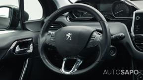 Peugeot 208 1.2 PureTech Life Signature de 2018