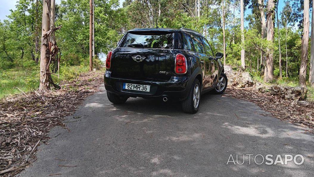 MINI Countryman One D de 2012