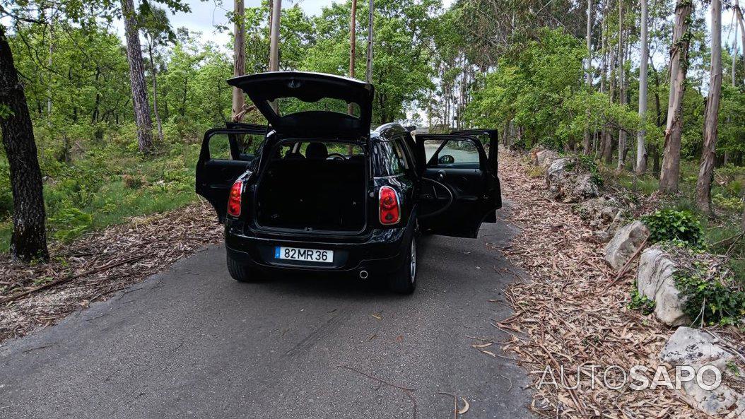 MINI Countryman One D de 2012