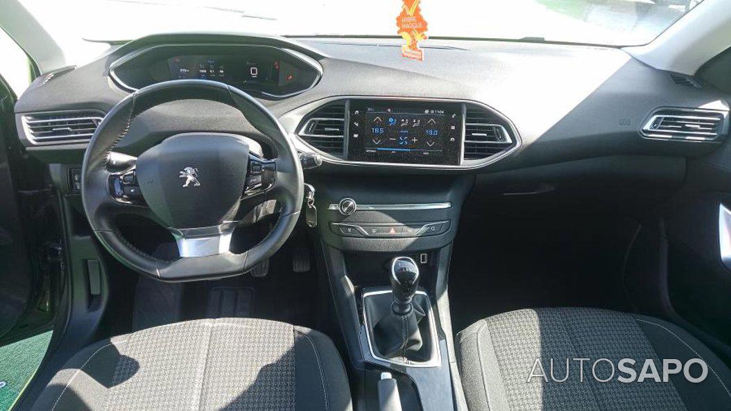 Peugeot 308 1.5 BlueHDi Active de 2021