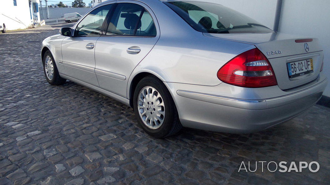 Mercedes-Benz Classe E 240 Elegance de 2002