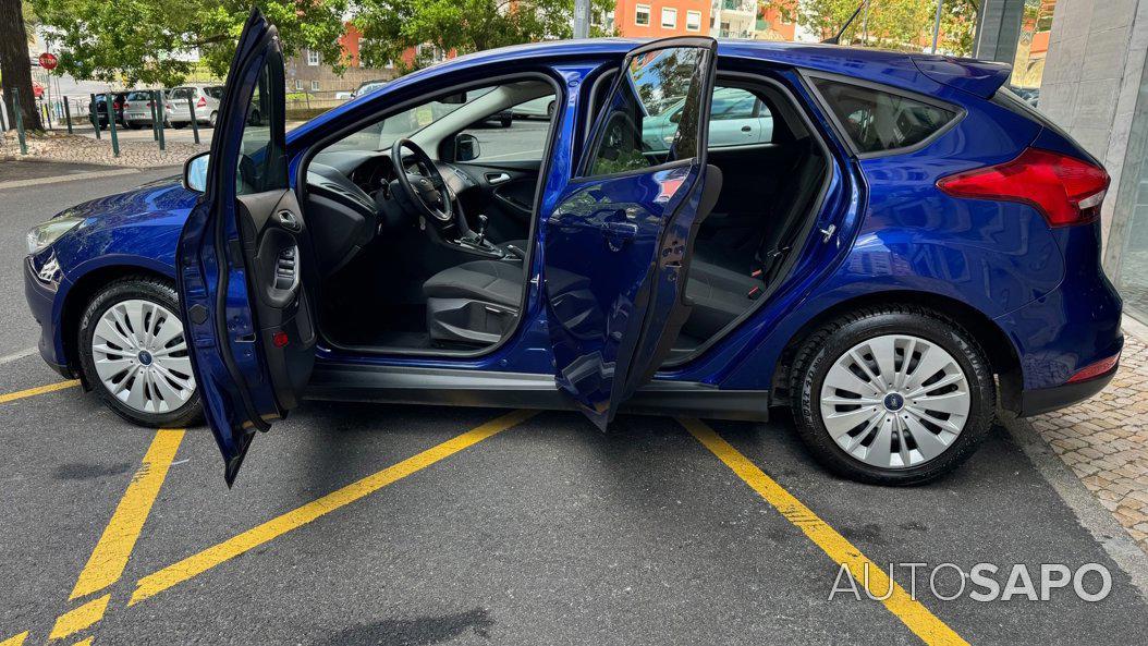 Ford Focus 1.0 EcoBoost Business de 2017