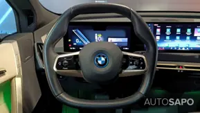 BMW iX xDrive 40 Pack Desportivo de 2023