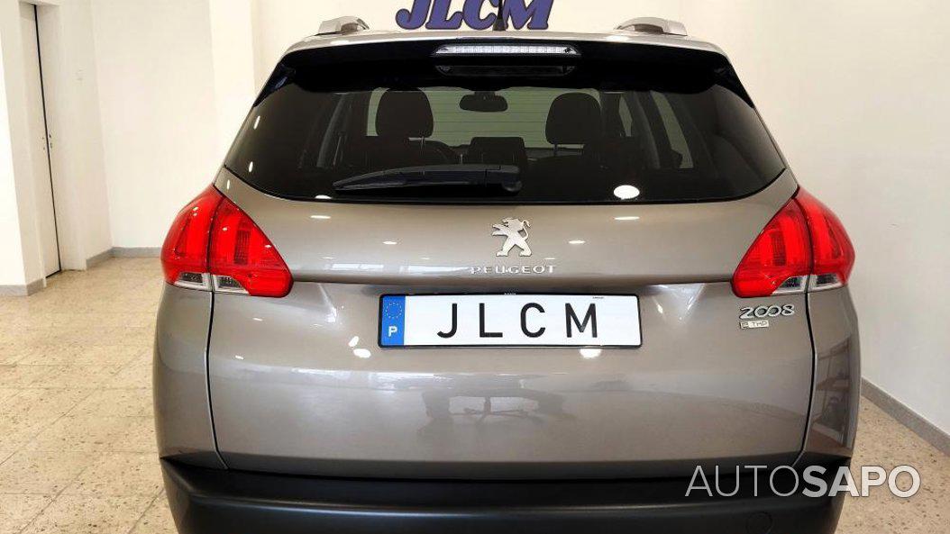 Peugeot 2008 1.2 PureTech Allure de 2015