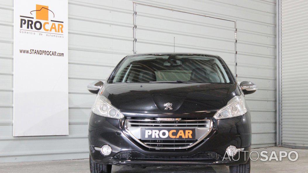 Peugeot 208 de 2012