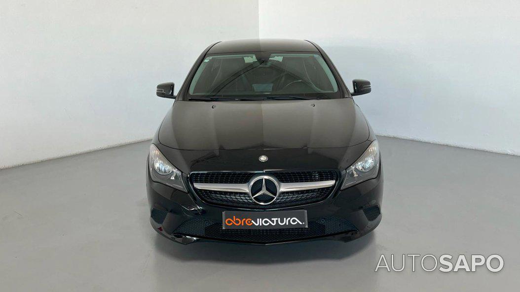 Mercedes-Benz Classe CLA 180d Shooting Brake Urban de 2015