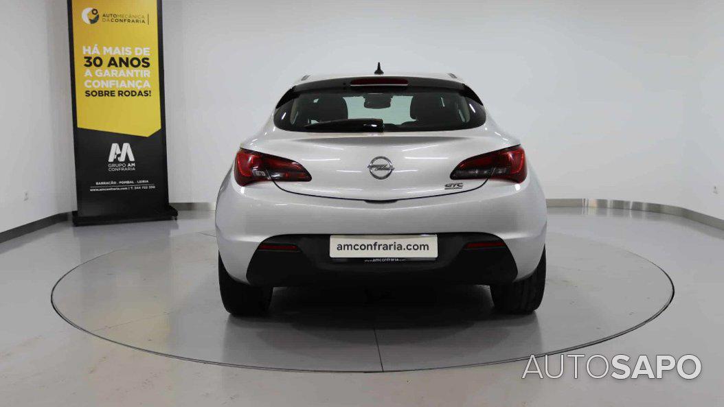 Opel Astra 1.7 CDTi de 2013