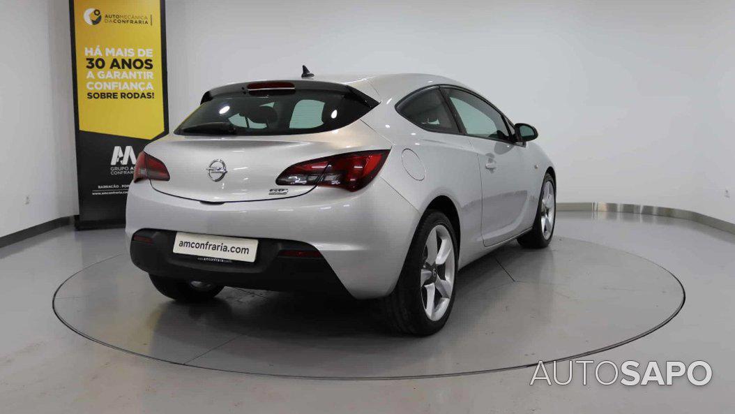 Opel Astra 1.7 CDTi de 2013