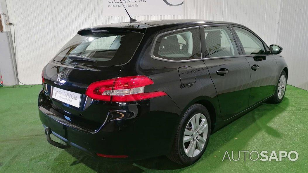 Peugeot 308 1.2 PureTech Business Line de 2019