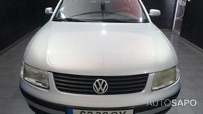 Volkswagen Passat 1.9 TDi Confortline de 2000