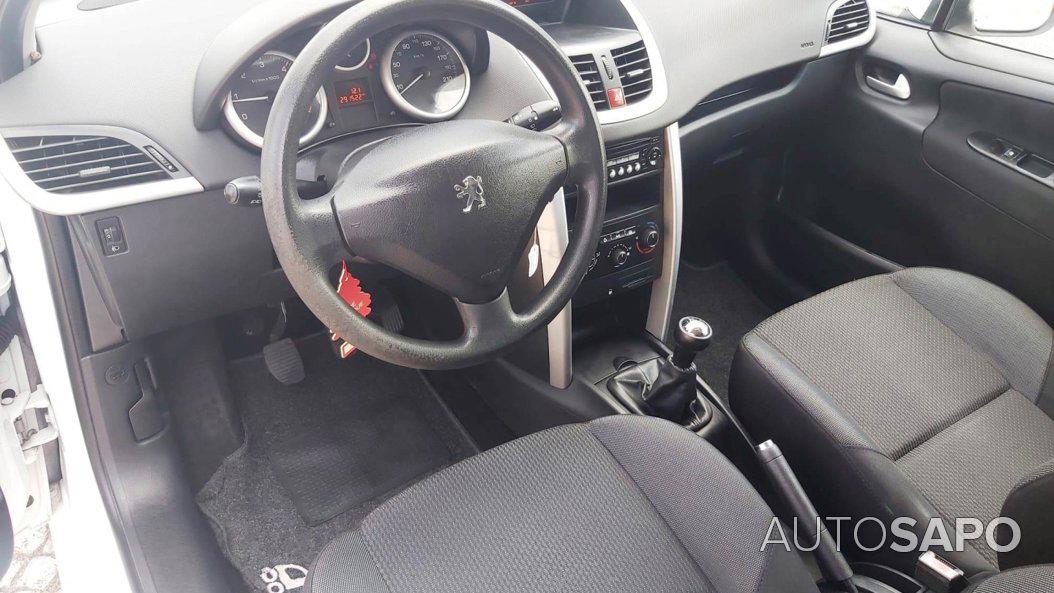 Peugeot 207 de 2011