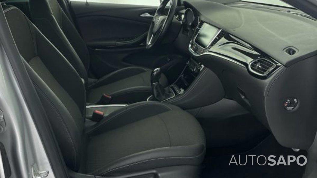 Opel Astra 1.0 Innovation S/S de 2016