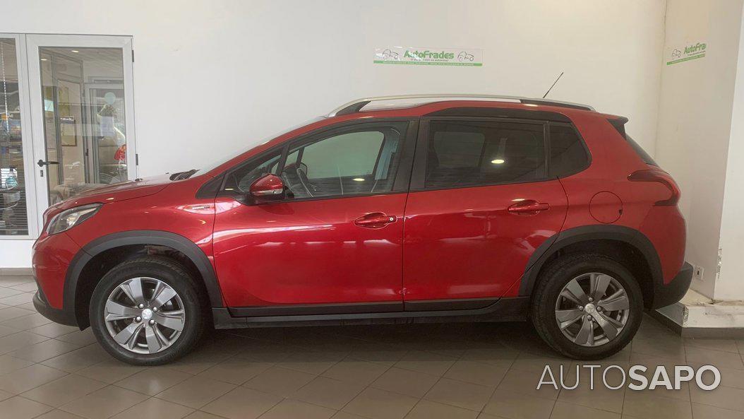 Peugeot 2008 1.2 PureTech Signature de 2019