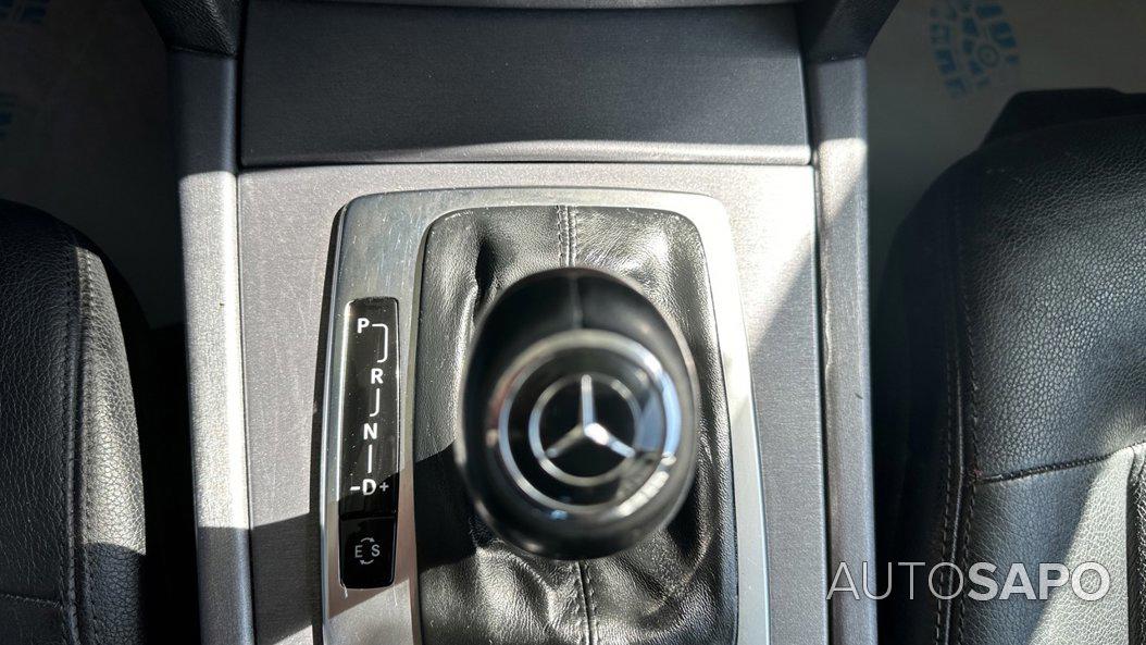 Mercedes-Benz Classe E 220 BlueTEC Avantgarde Aut. de 2010