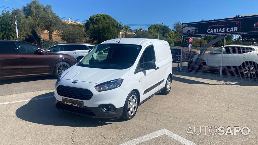 Ford Transit Courier de 2018