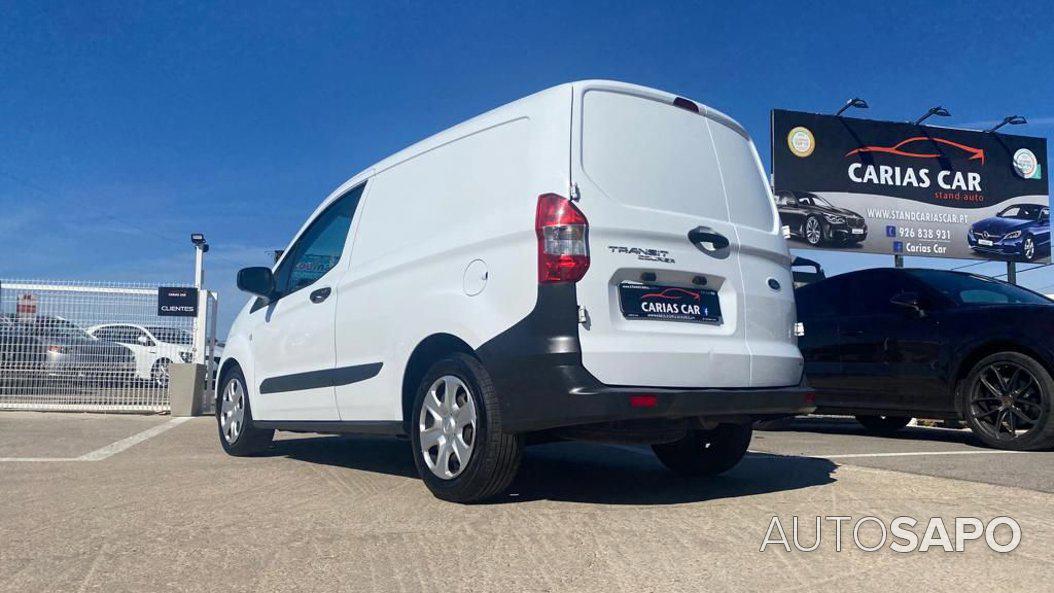 Ford Transit Courier de 2018