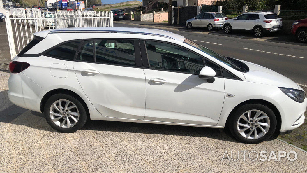 Opel Astra 1.6 CDTi Executive S/S de 2019