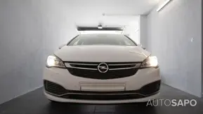 Opel Astra 1.4 T Innovation S/S RM6/SOB/5PC/5PB de 2017