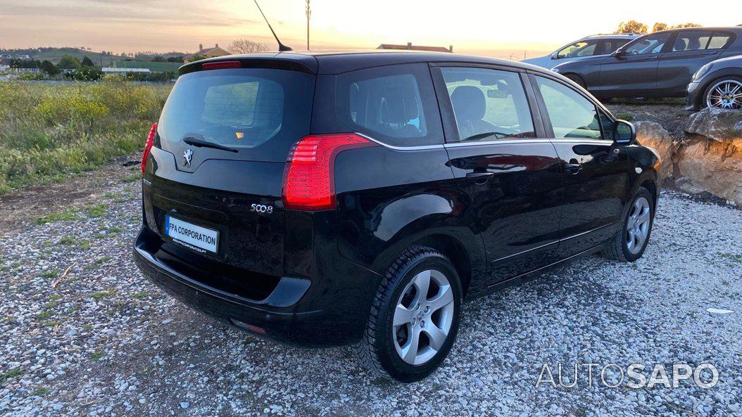 Peugeot 5008 1.6 BlueHDi de 2012