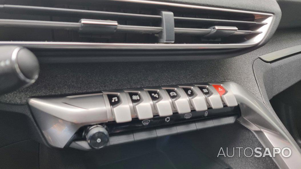 Peugeot 3008 1.2 PureTech Allure de 2017