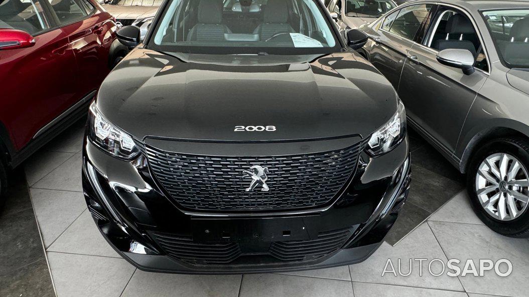 Peugeot 2008 1.2 PureTech Active EAT8 de 2021