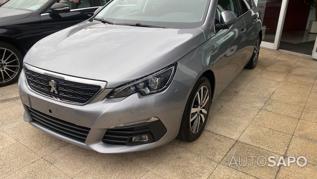 Peugeot 308 1.2 PureTech Allure J17 de 2019