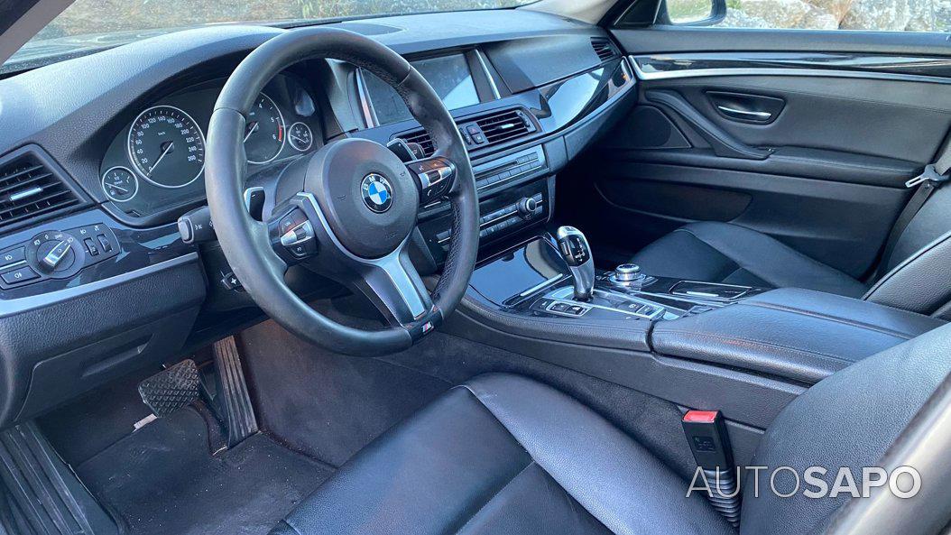 BMW Série 5 525 d Line Luxury Auto de 2011