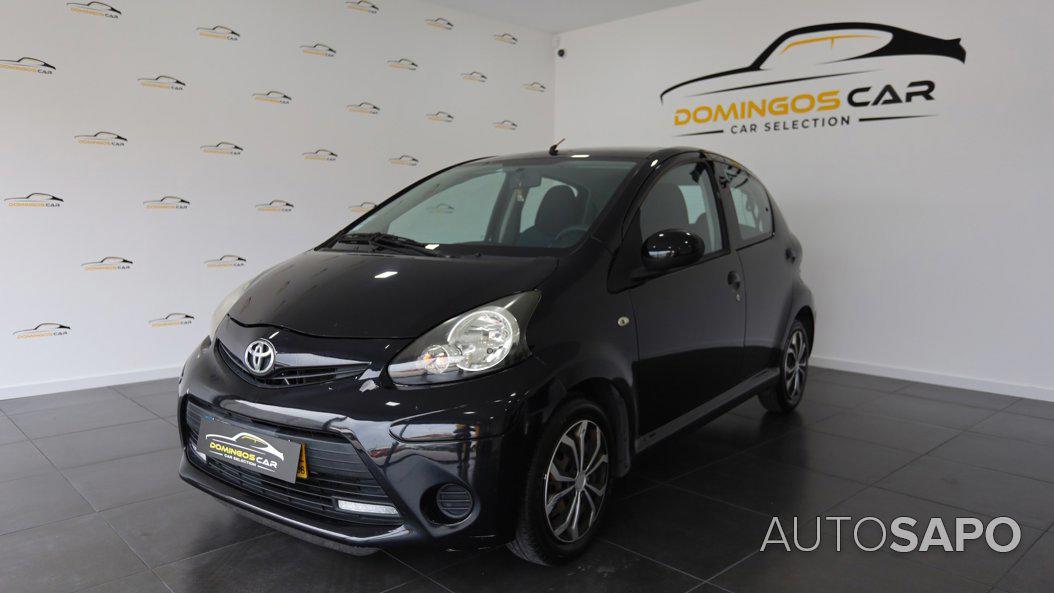 Toyota Aygo 1.0 Plus Sport Pack de 2012