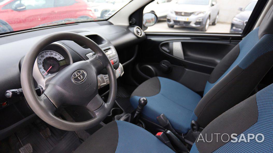 Toyota Aygo 1.0 Plus Sport Pack de 2012