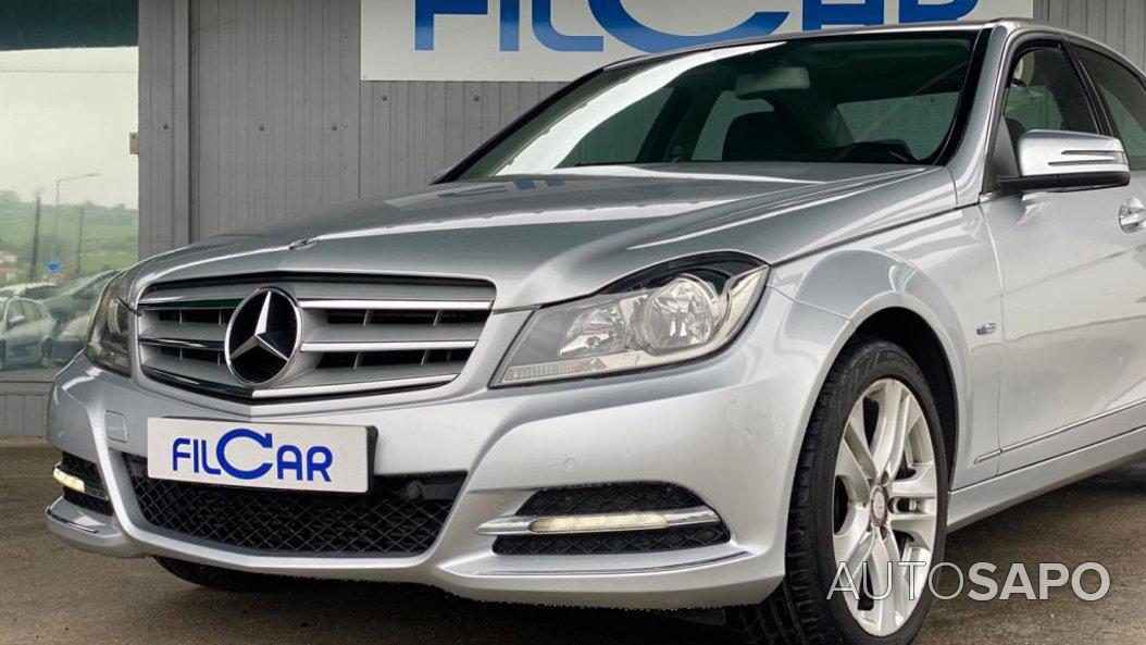 Mercedes-Benz Classe C 220 CDi Avantgarde BlueEfficiency de 2012