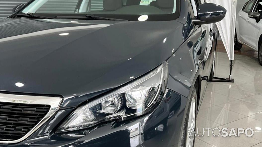 Peugeot 308 1.2 PureTech Active de 2019
