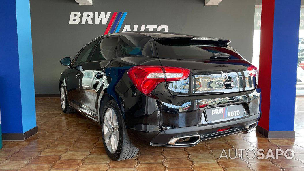 Citroen DS5 2.0 HDi Hybrid4 So Chic CMP6 88g de 2013