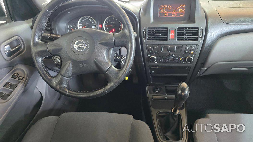 Nissan Almera de 2003