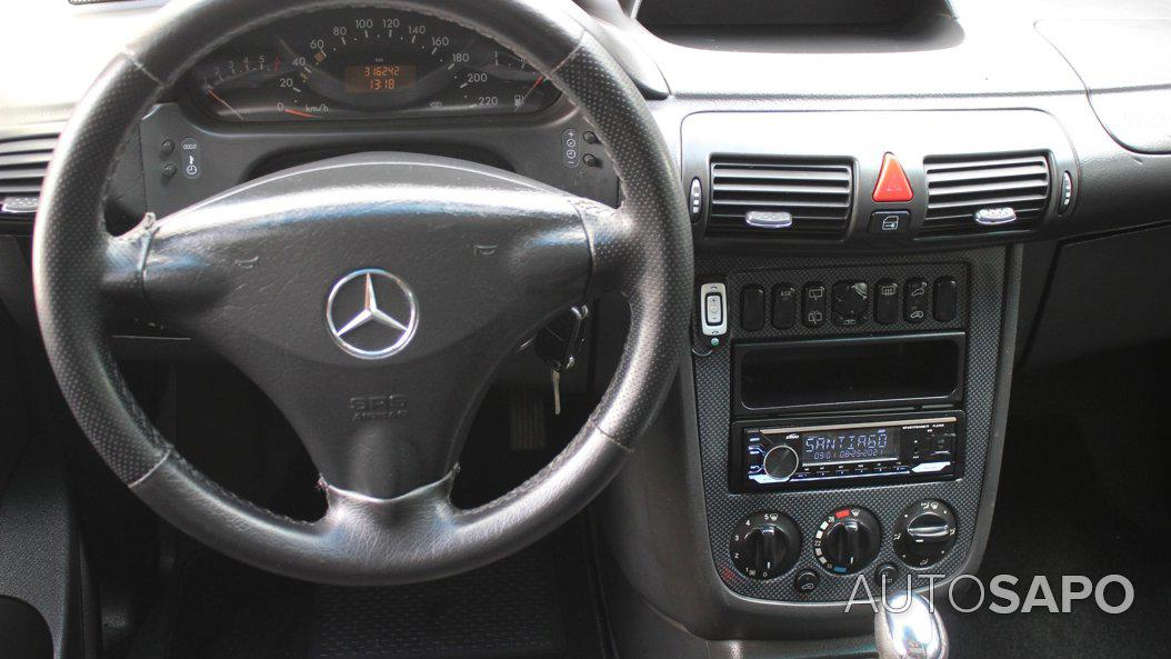 Mercedes-Benz Vaneo 1.7 CDi Family 7L de 2002