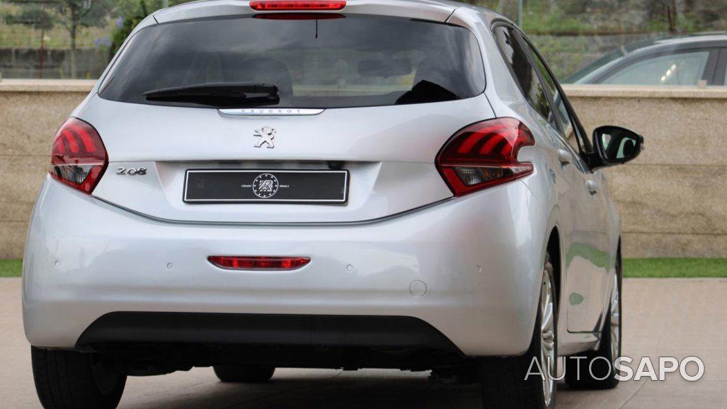 Peugeot 208 1.2 PureTech Style de 2018