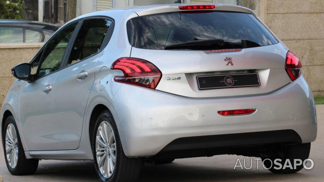 Peugeot 208 1.2 PureTech Style de 2018