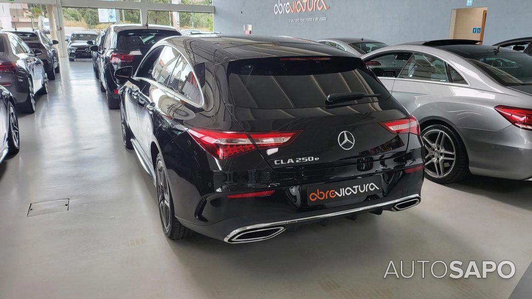 Mercedes-Benz Classe CLA 250 e Shooting Brake AMG Line de 2021