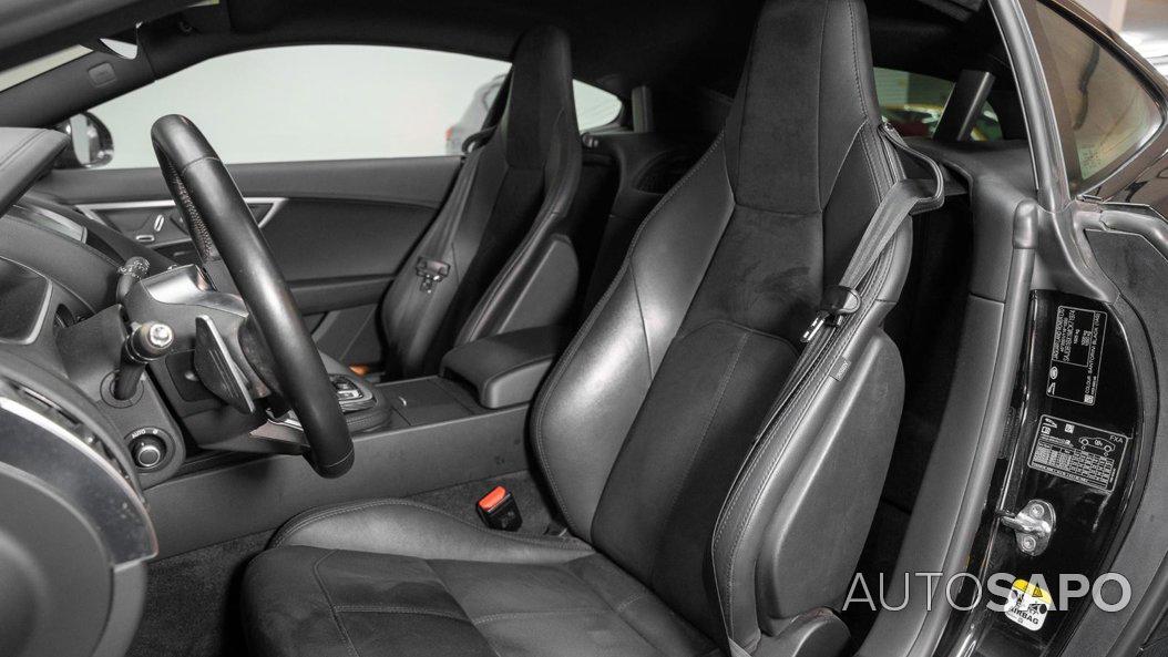 Jaguar F-Type 2.0 i4 R-Dynamic Black de 2020