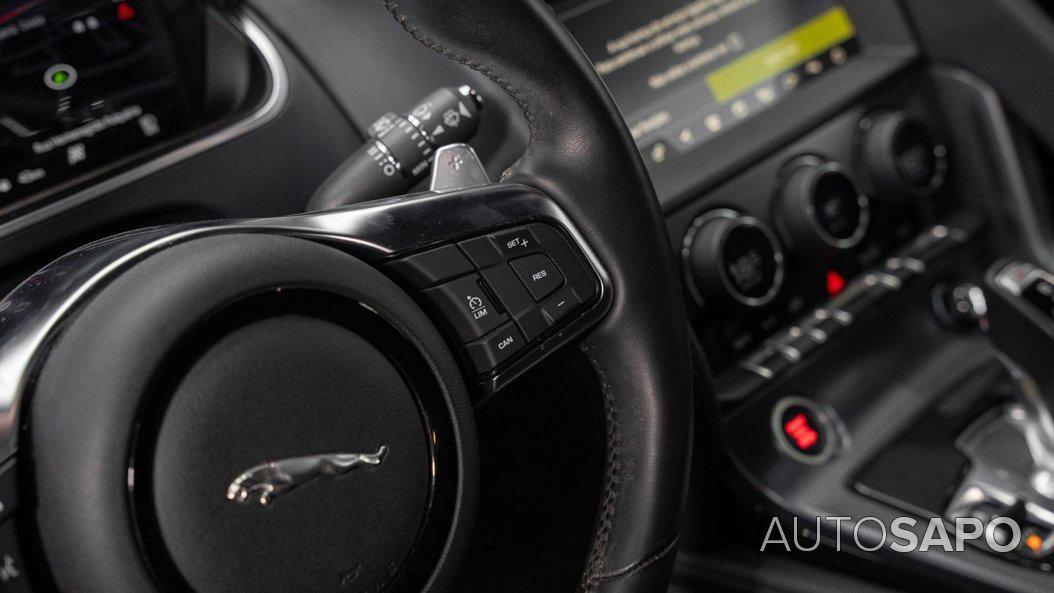 Jaguar F-Type 2.0 i4 R-Dynamic Black de 2020