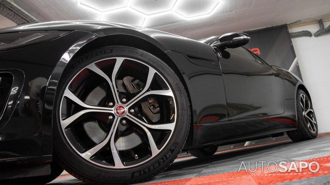 Jaguar F-Type 2.0 i4 R-Dynamic Black de 2020