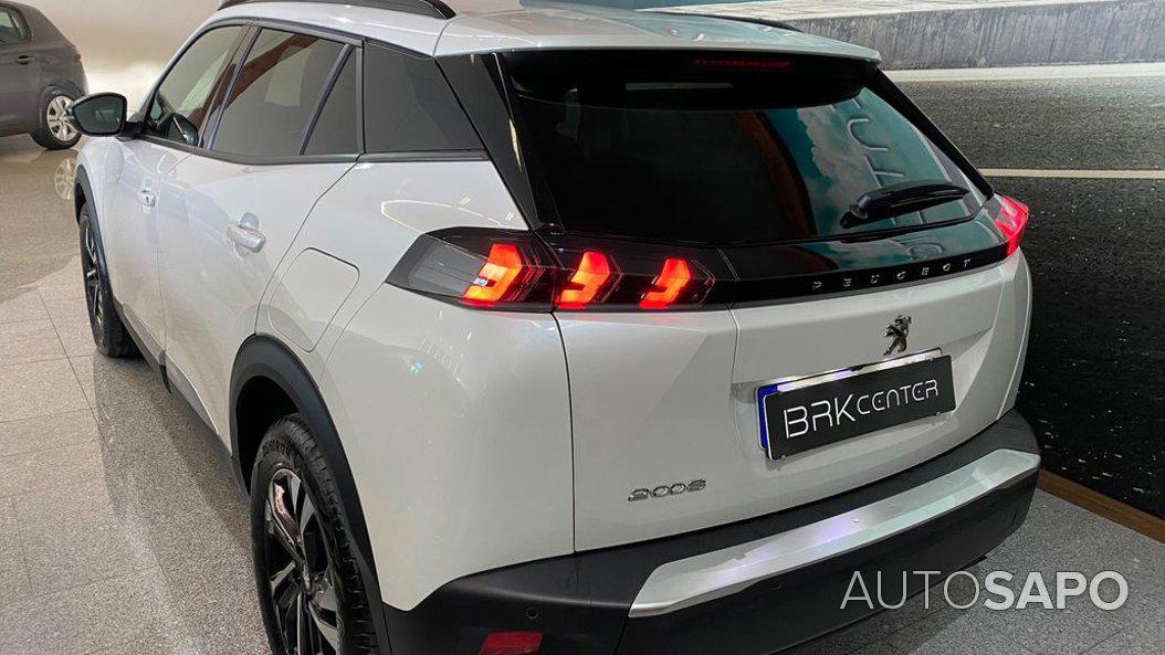 Peugeot 2008 1.2 PureTech Allure Pack de 2023