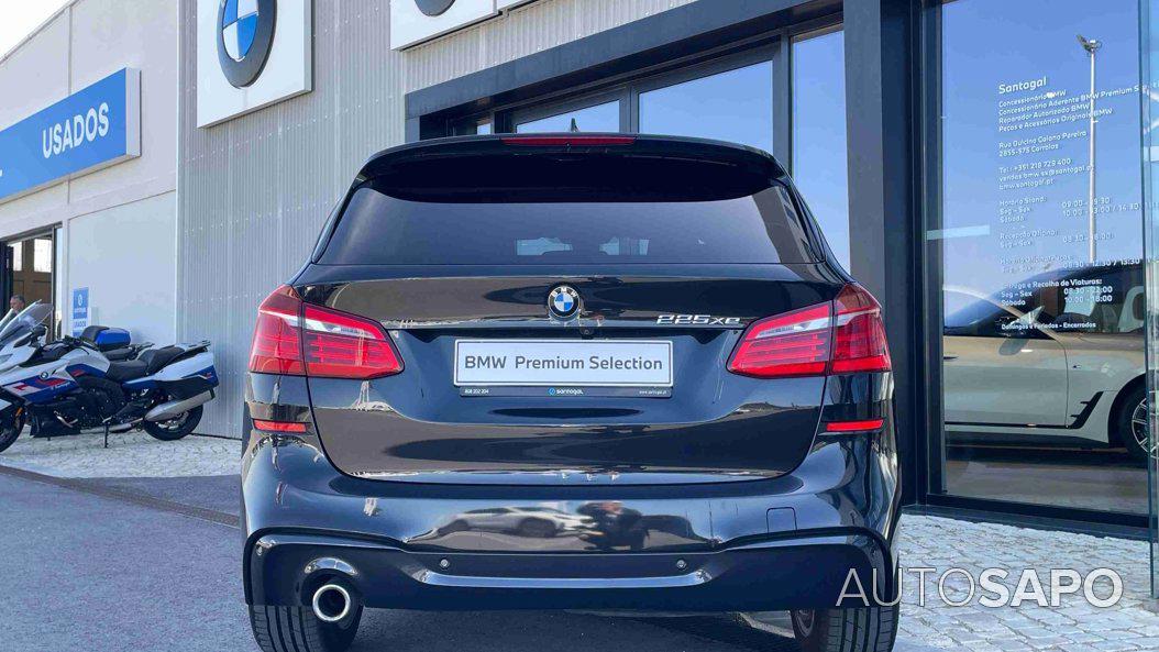 BMW Série 2 Active Tourer 225 xe Pack M de 2021