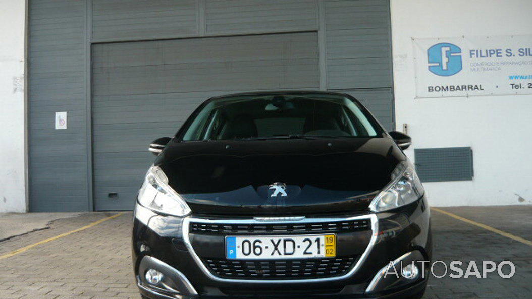 Peugeot 208 1.2 PureTech Life Signature de 2019