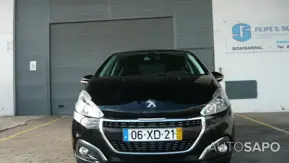 Peugeot 208 1.2 PureTech Life Signature de 2019