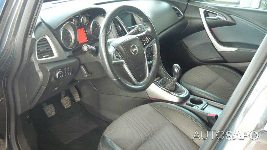 Opel Astra 1.6 CDTI Ecotec Business Edition S/S de 2014